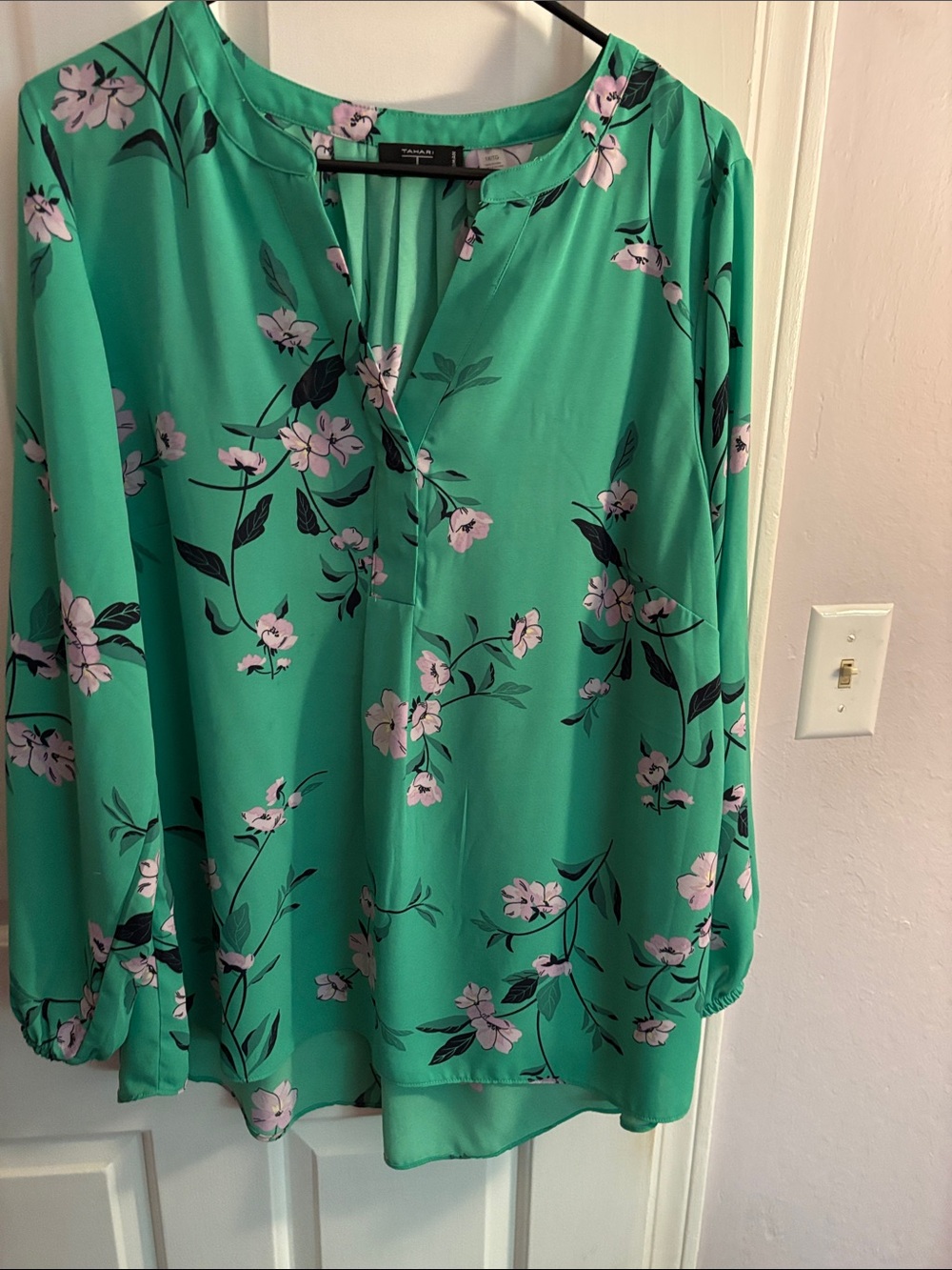 Tahari Mint Green Floral Long-Sleeve Blouse